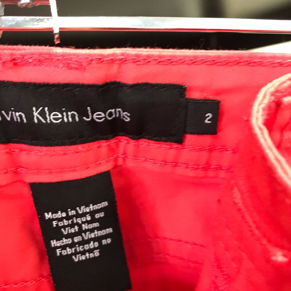 size 2 , Calvin Klein power stretch cropped jeans